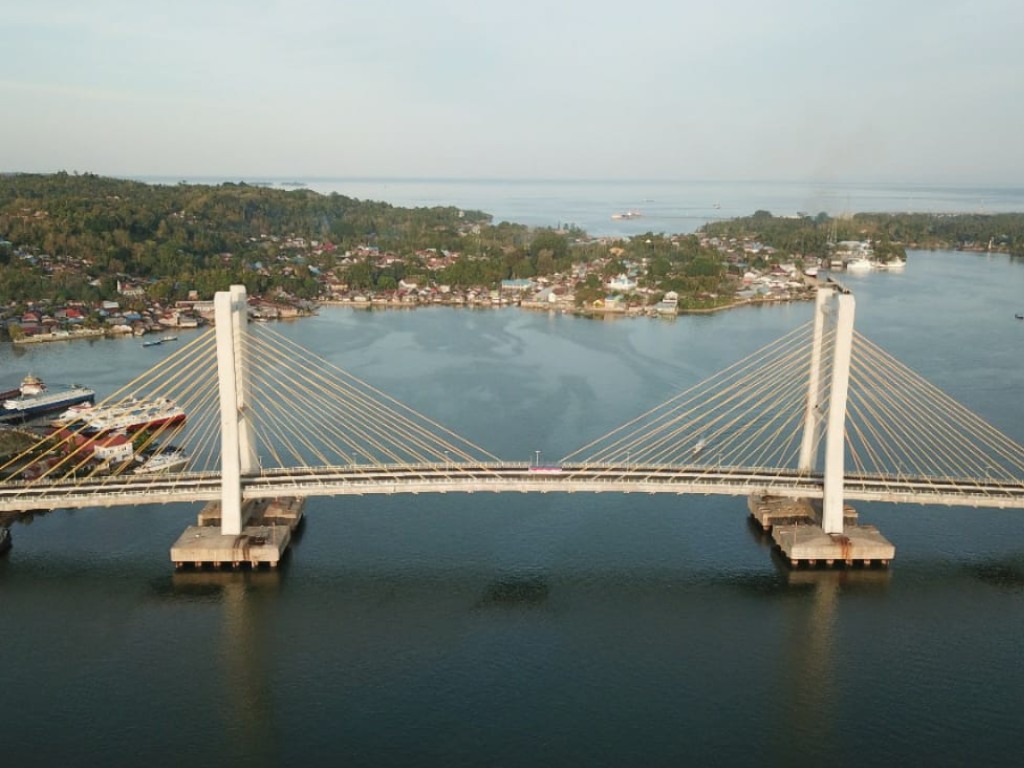 Jembatan Kendari