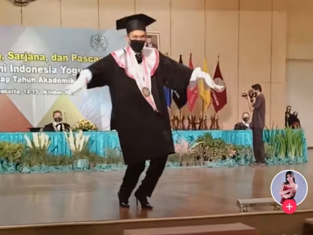 Viral TikTok Wisuda