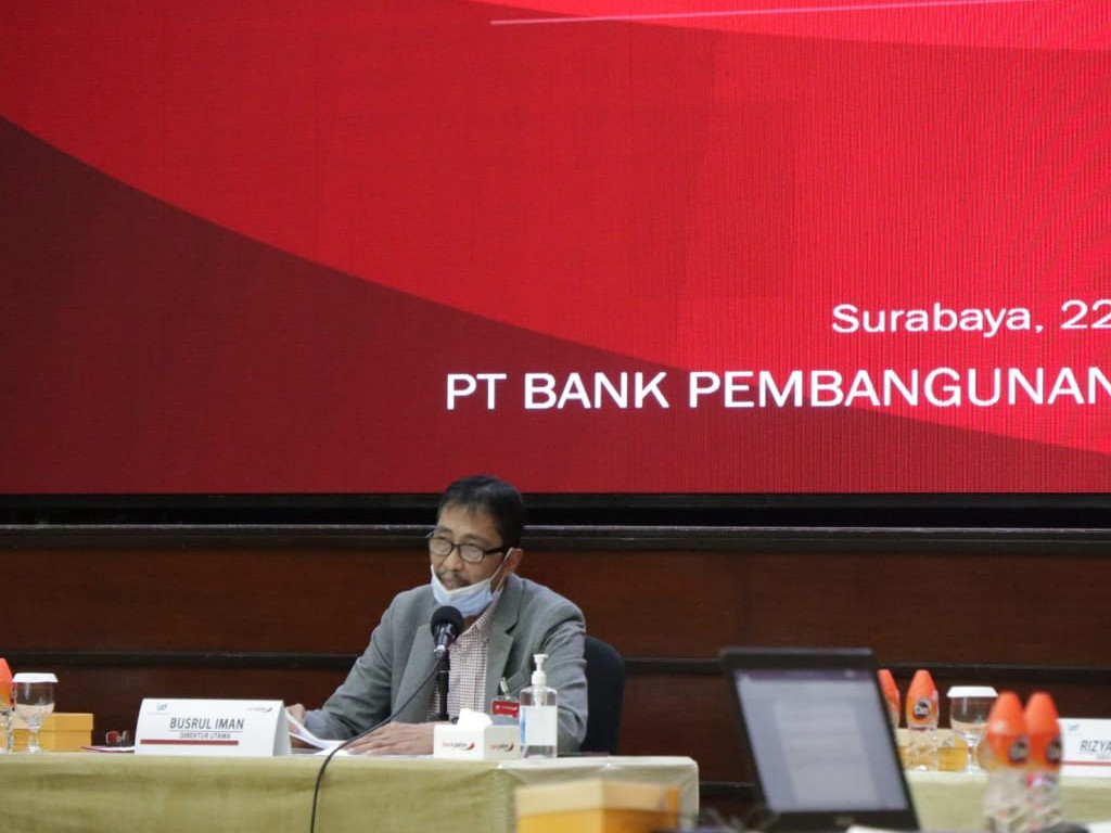 Dirut Bank Jatim, Busrul Iman