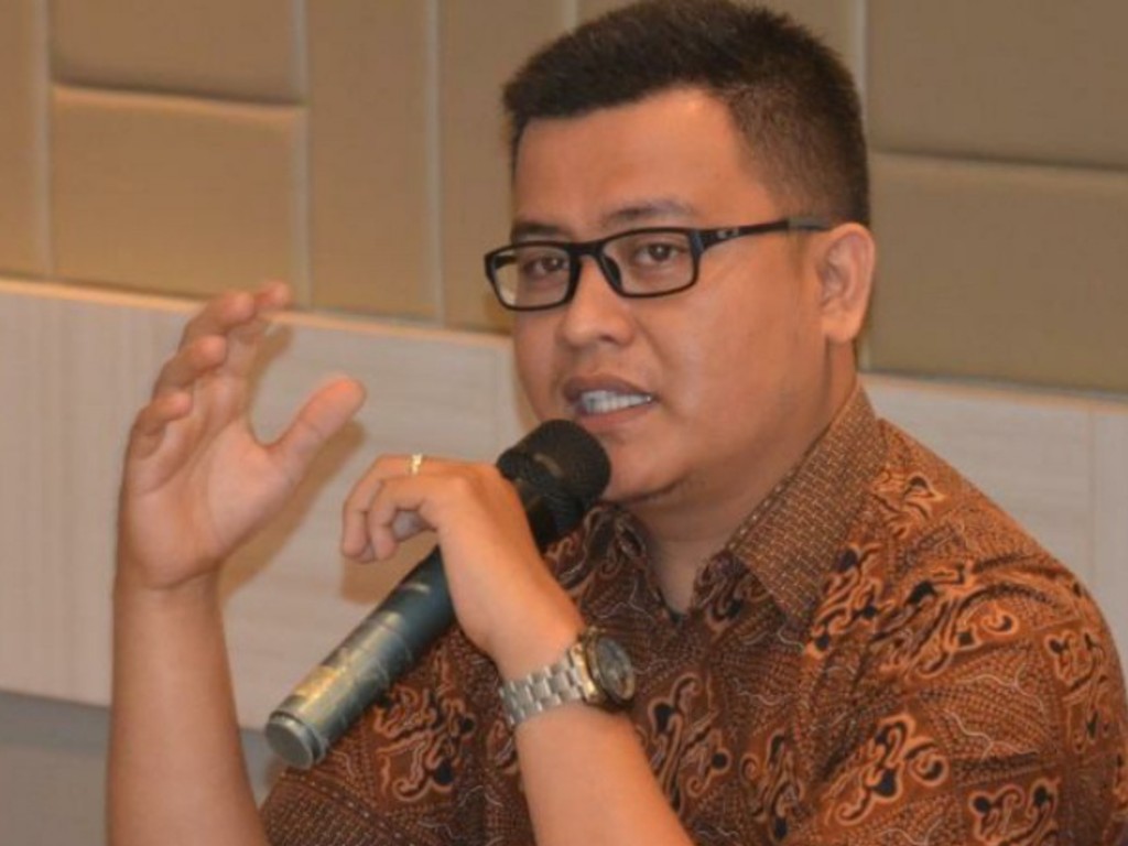 Rholand Muary