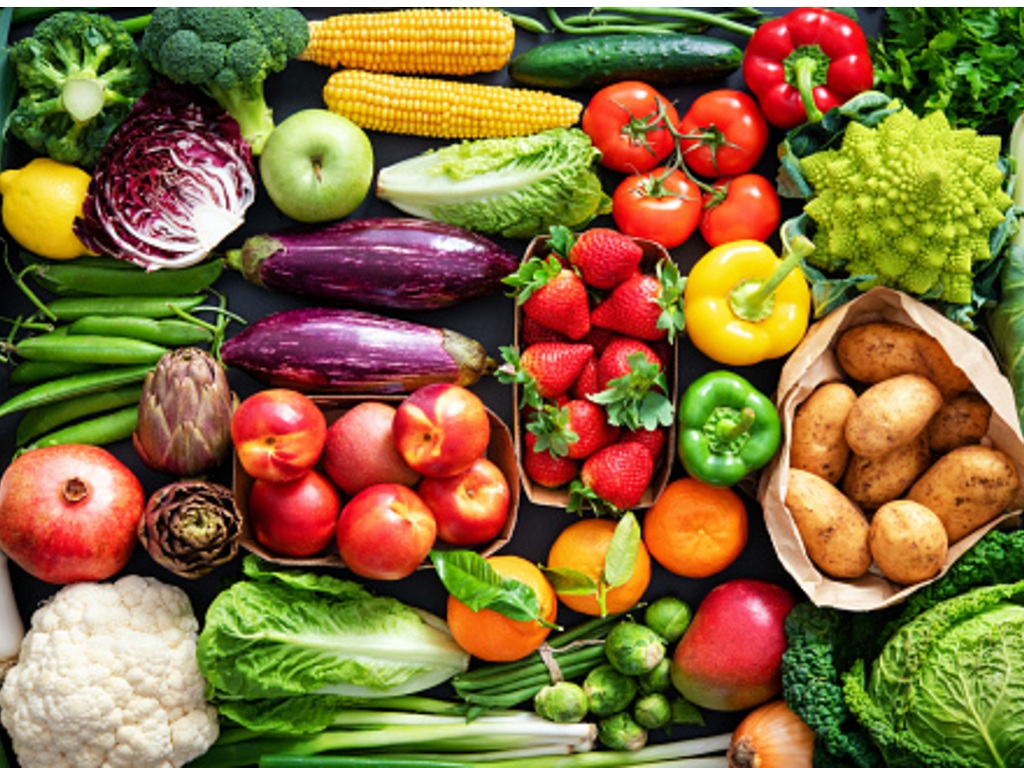 Vegetable products. Овощи. Овощи и фрукты. Продукты. Продукты фон.