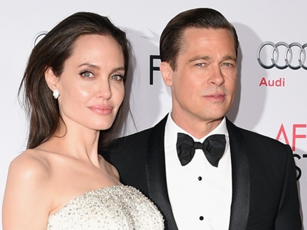 Angelina Jolie dan Brad Pitt