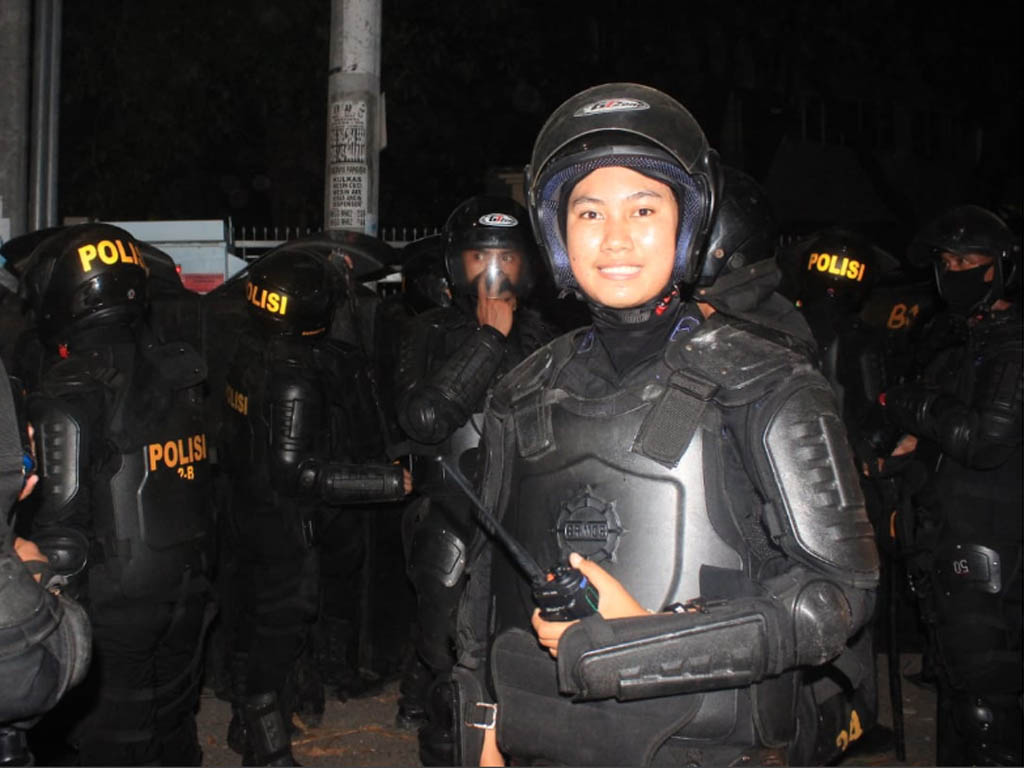 Cerita Polwan Brimob Makassar (1)