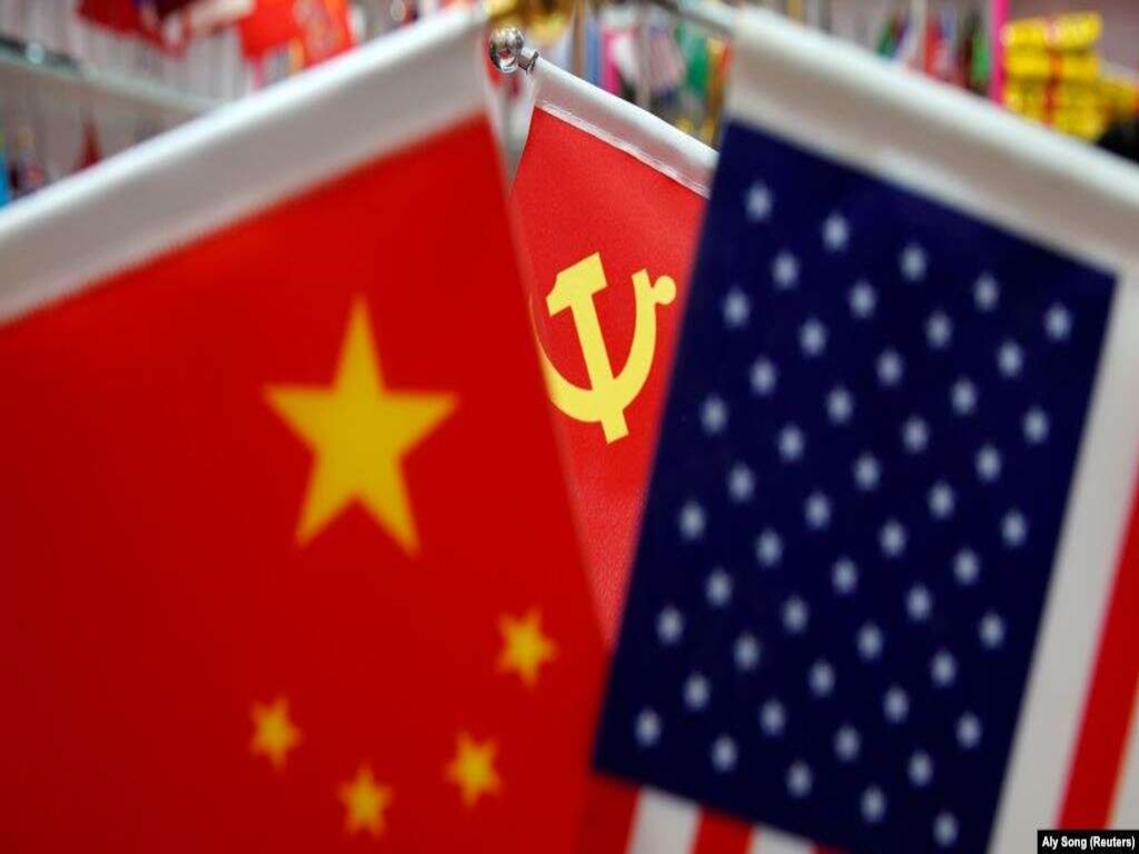 bendera amerika dan China