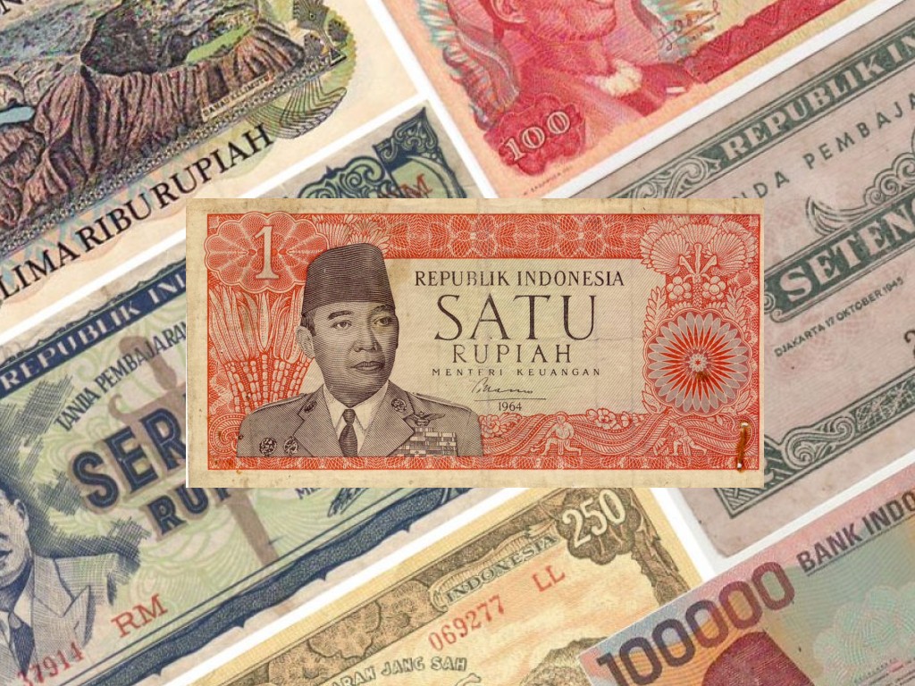 Uang pertama