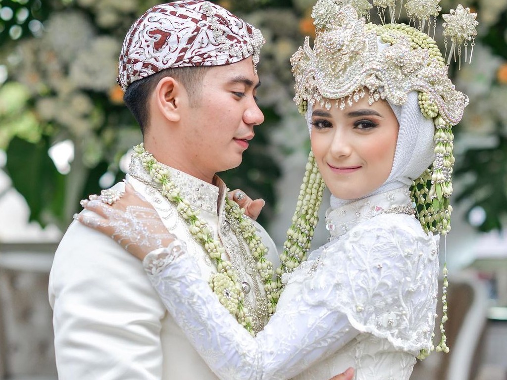 Nadya Mustika Rahayu dan Rizky DA