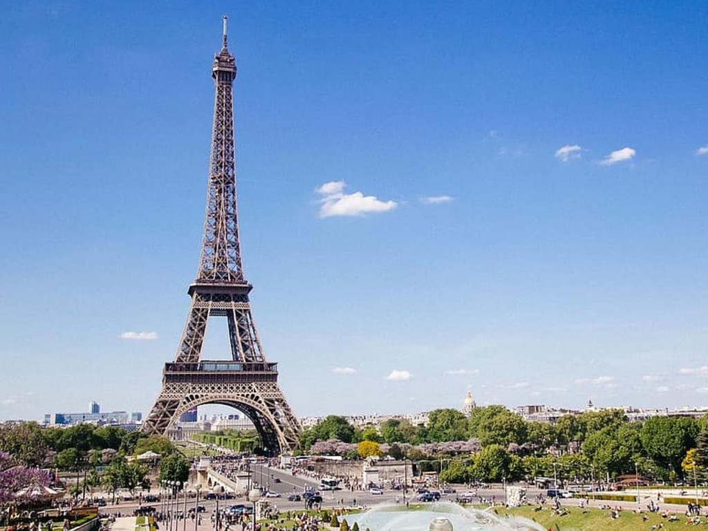 Menara Eiffel Prancis