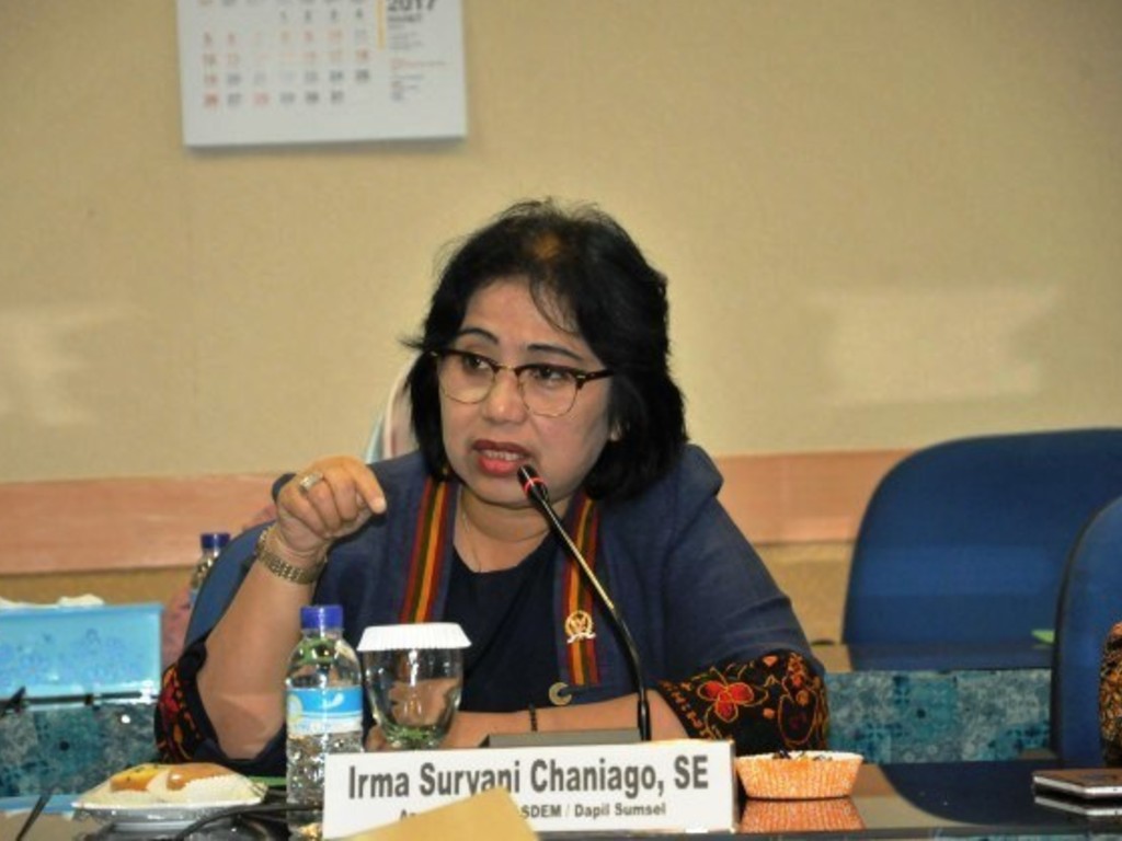 Irma Suryani Chaniago