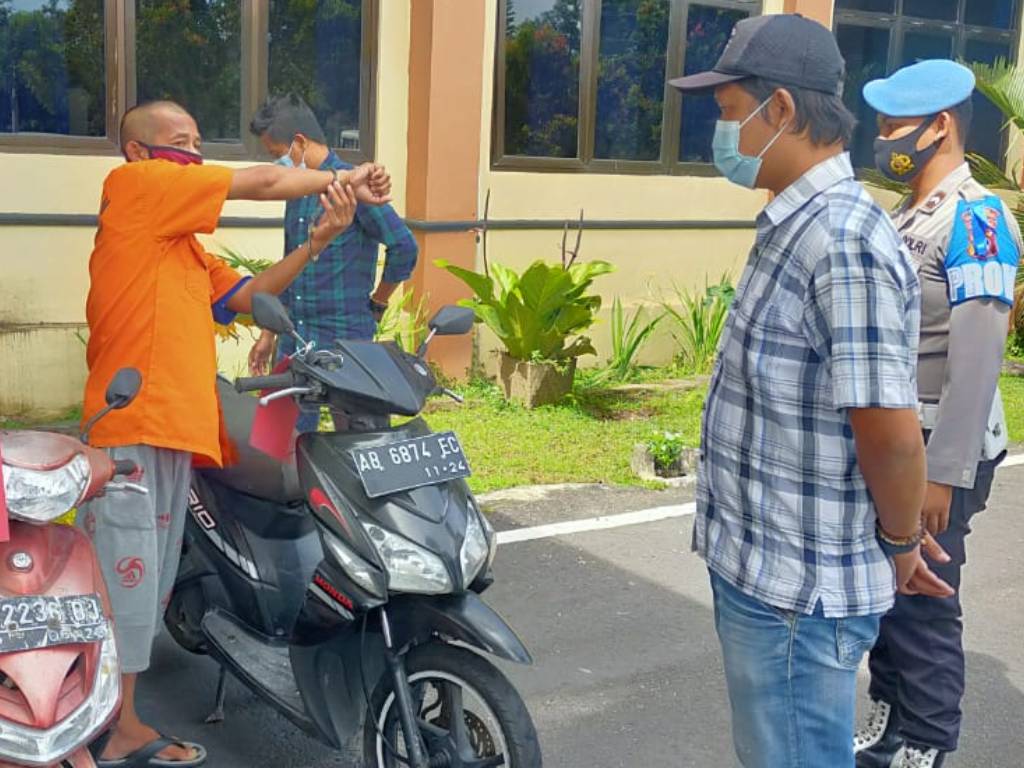 Pembakaran Orang di Kulon Progo