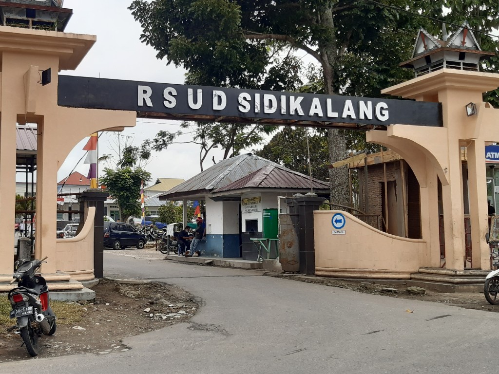 Gerbang masuk RSUD Sidikalang, Kabupaten Dairi