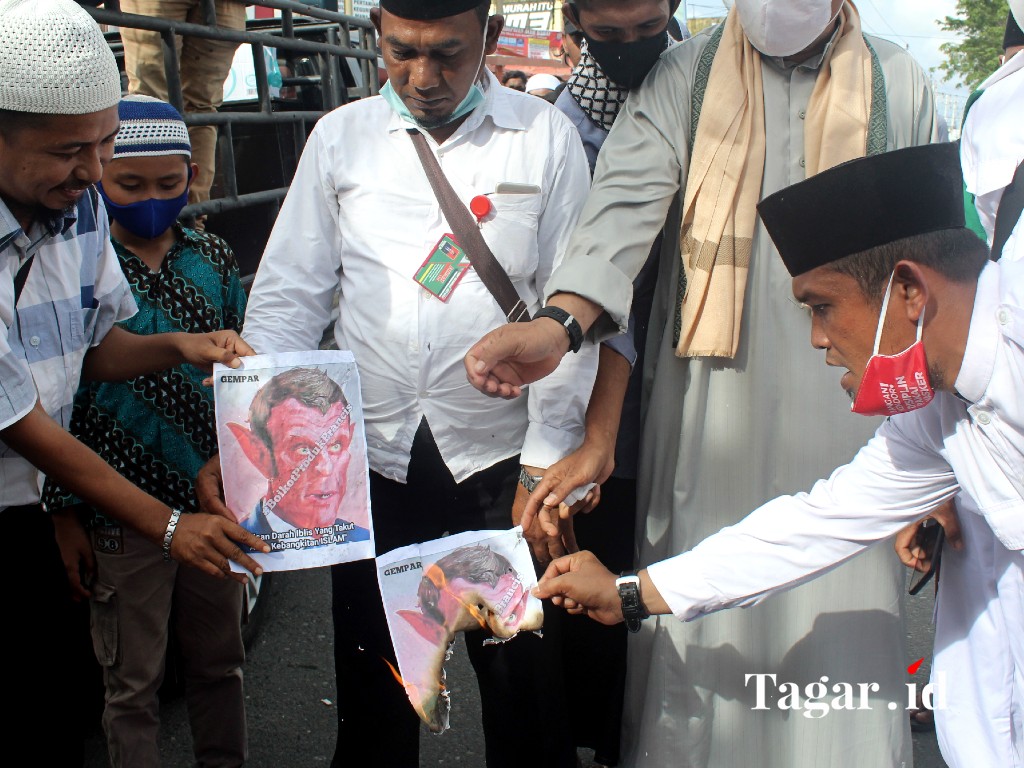 Demo di Aceh Barat