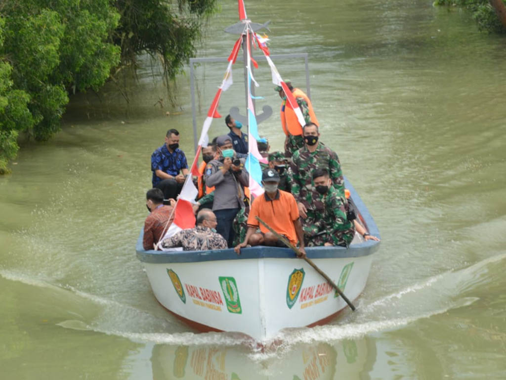 Cerita Kapal Semen TNI Pandeglang (2)