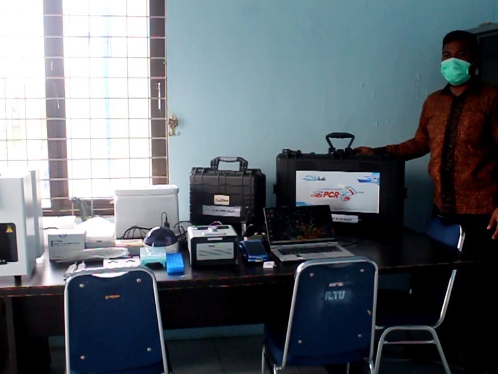 Bantuan Mesin RT-PCR di Aceh Barat