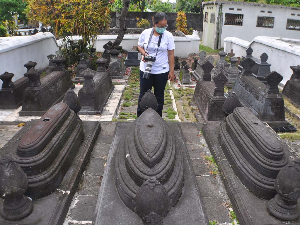 Cerita Pemburu Makam (1)