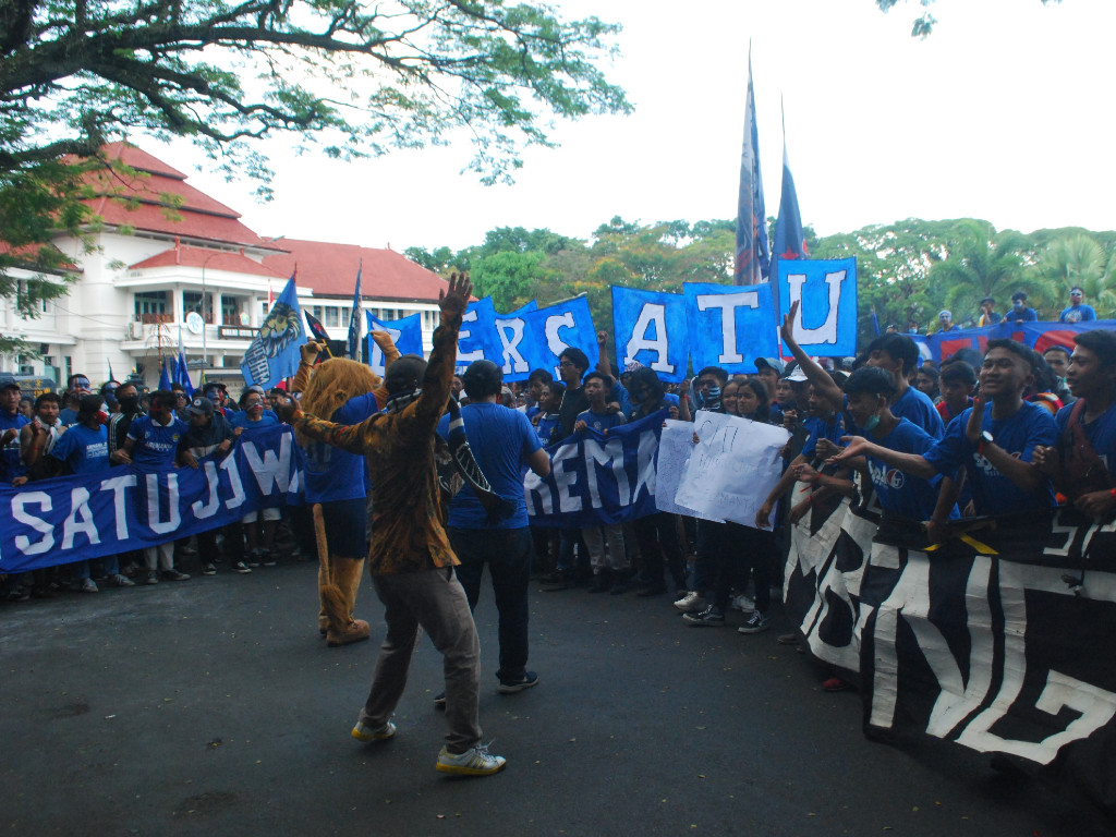 Aksi Damai Aremania