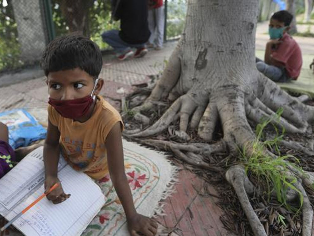 anak di india
