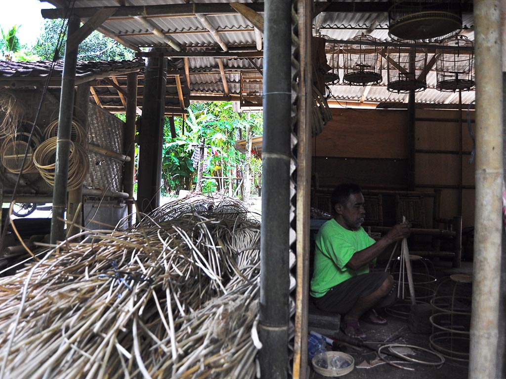 Melihat Desa Para Perajin Sangkar Burung di Yogyakarta