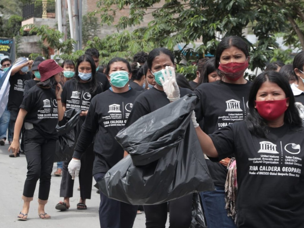 Gerakan BISA di Kawasan Danau Toba