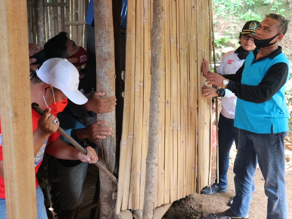 bedah rumah kudus