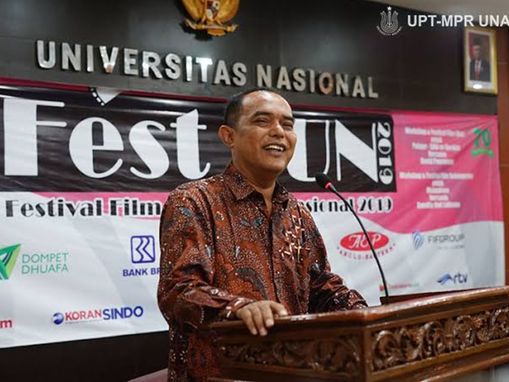 Dr. Zulkarnain, M.Si