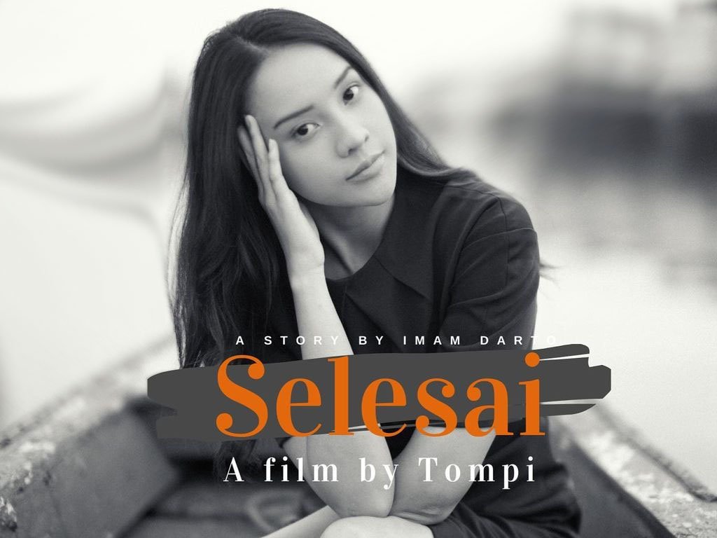 Anya Geraldine Dan Ariel Tatum Main Bareng Di Film Selesai [ 768 x 1024 Pixel ]