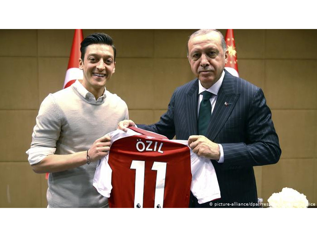 ozil6