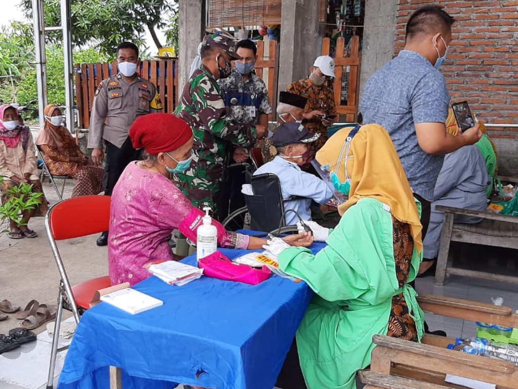 pengobatan korban banjir