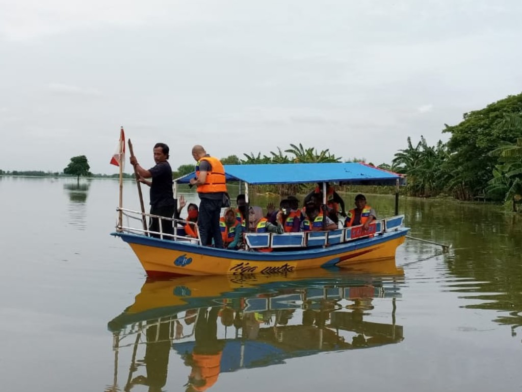 wisata perahu kudus