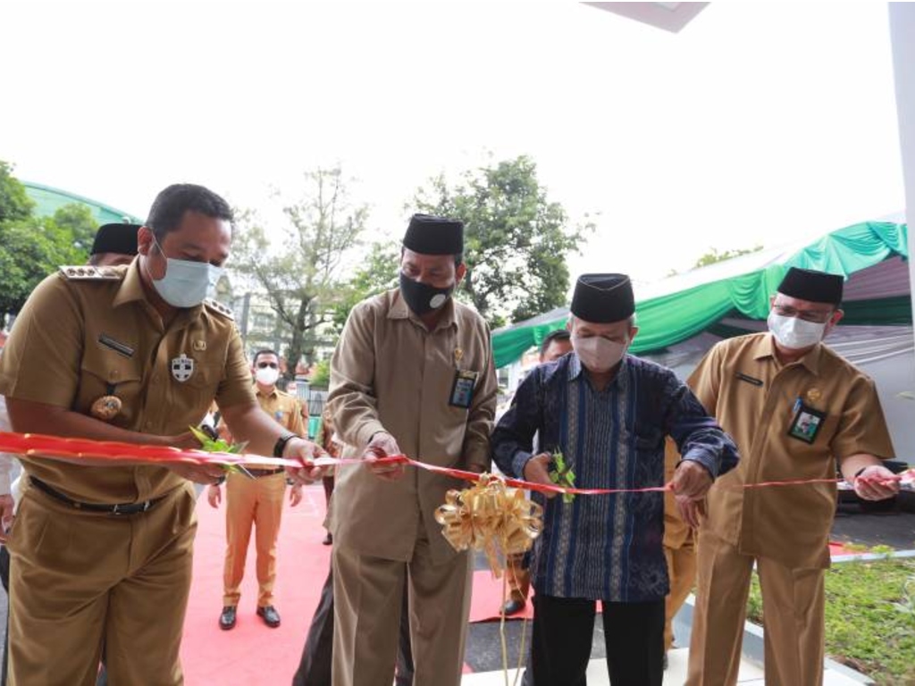 Gedung Pusat Layanan Haji dan Umrah Terpadu Tangerang