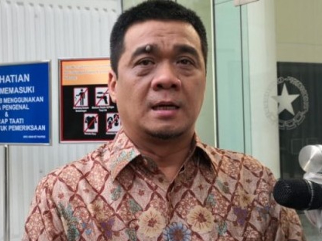 Ahmad Riza Patria selaku Wakil Gubernur DKI Jakarta.