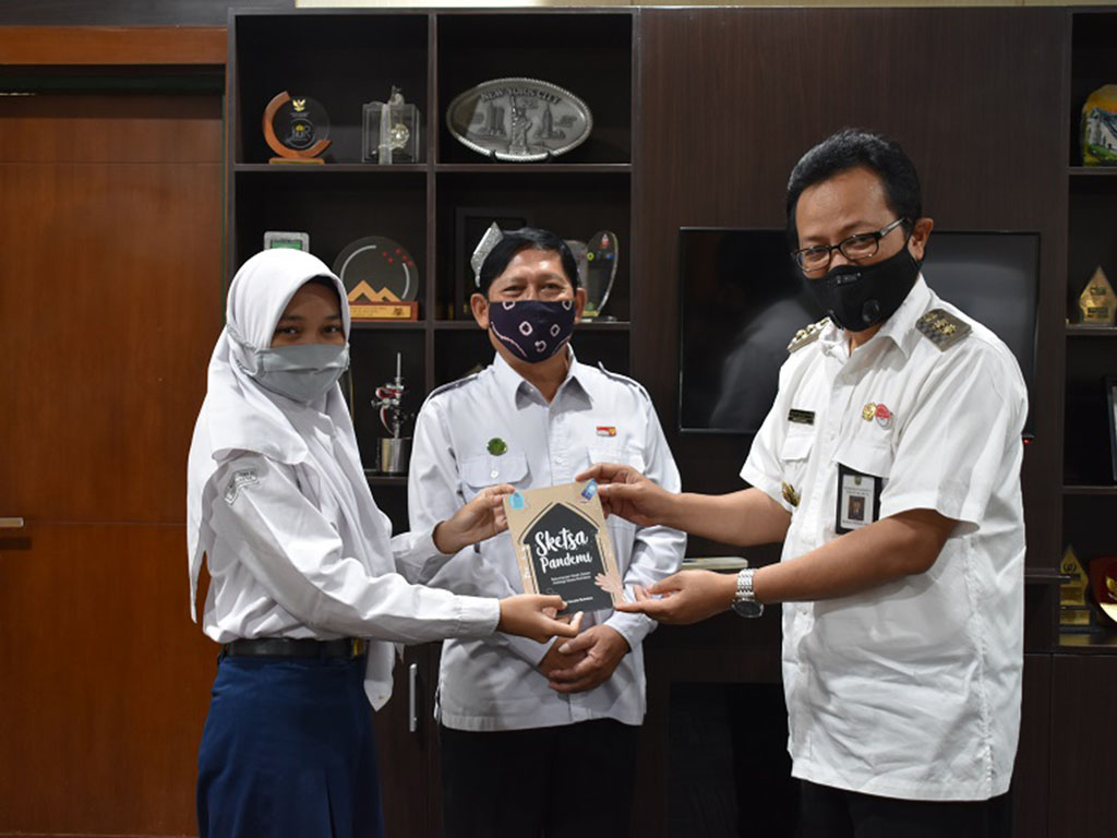Buku Belajar di Rumah saat Pandemi