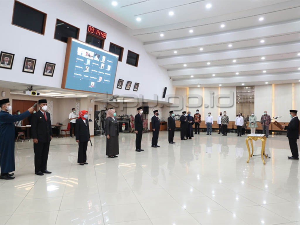 Pelantikan Sekretaris KPU 7 Provinsi