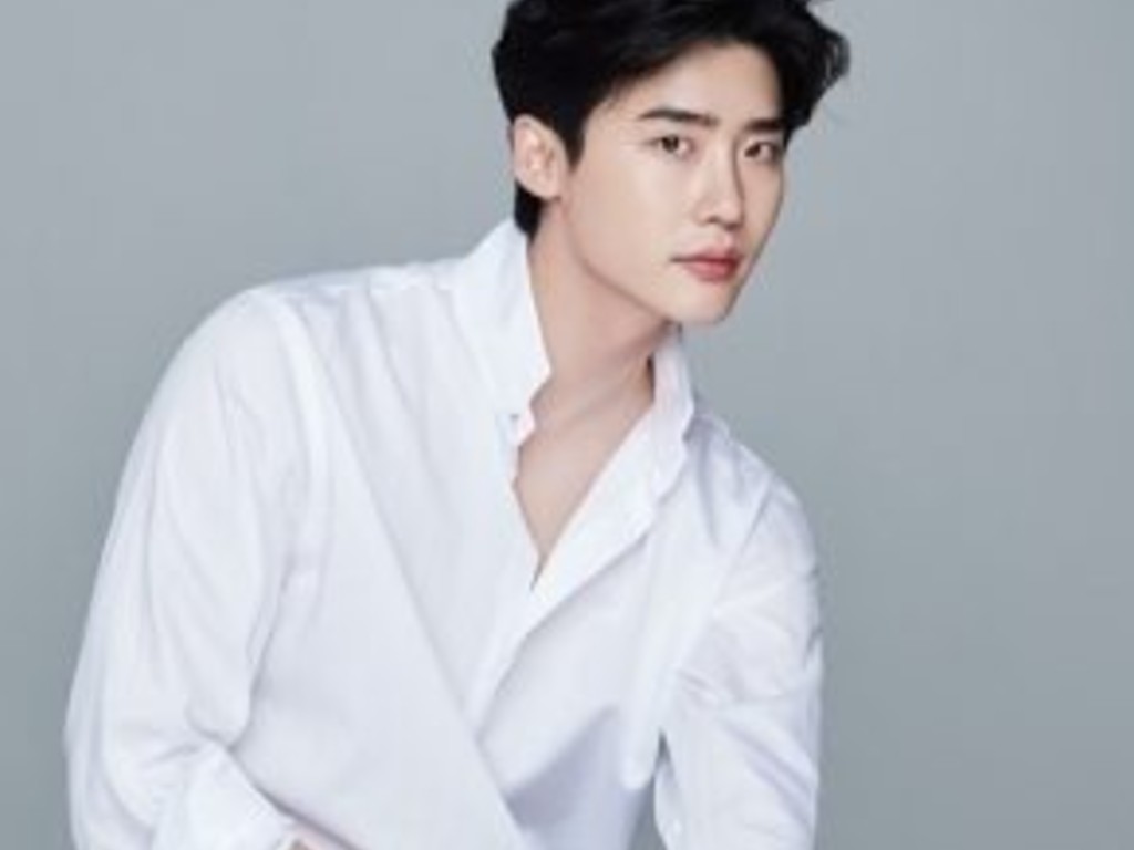 Lee Jong Suk