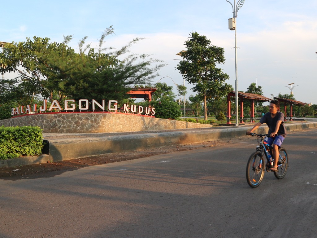 balai jagong kudus