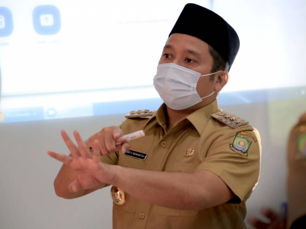 Wali Kota Tangerang, H. Arief R Wismansyah