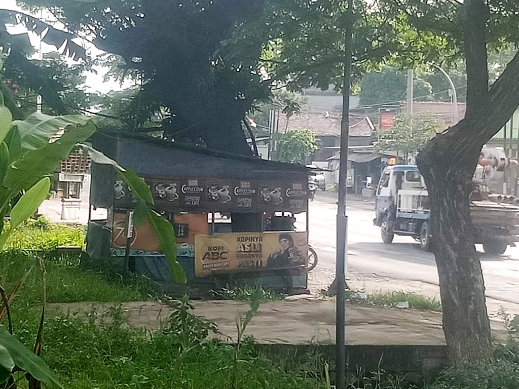 warung kudus dibobol maling