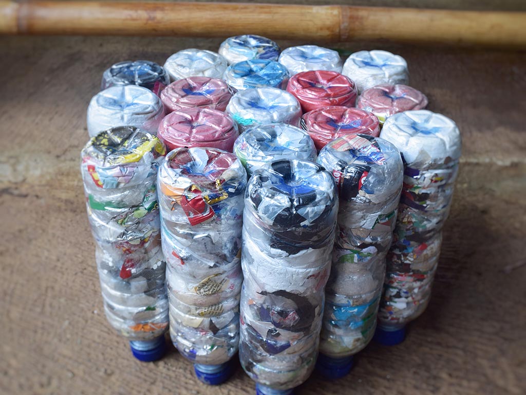 Kegiatan 3 Menyusun Cerita Inspiratif Tentang Botol Belajar