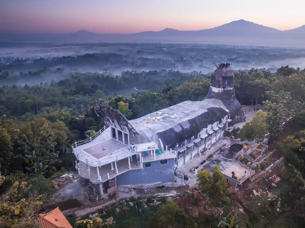 Gereja Ayam Bukit Rhema, Magelang