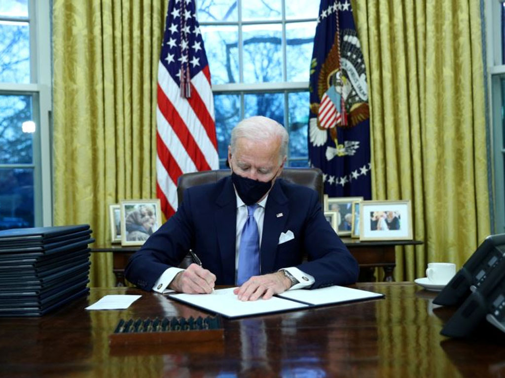 biden di gedung putih