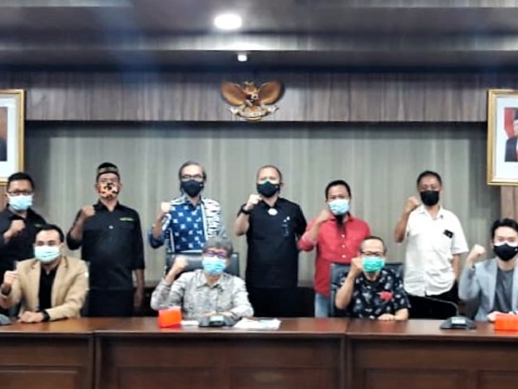 KemenkopUKM dan perwakilan pengusaha Warteg