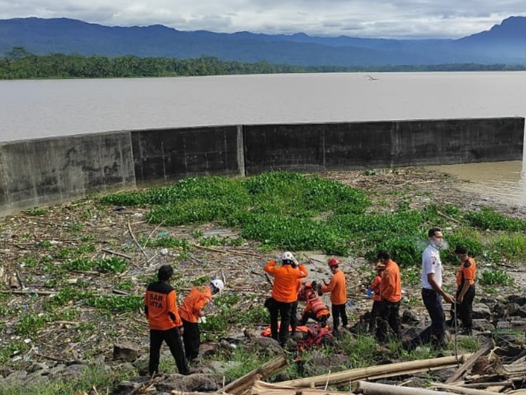 bocah banjarnegara hanyut