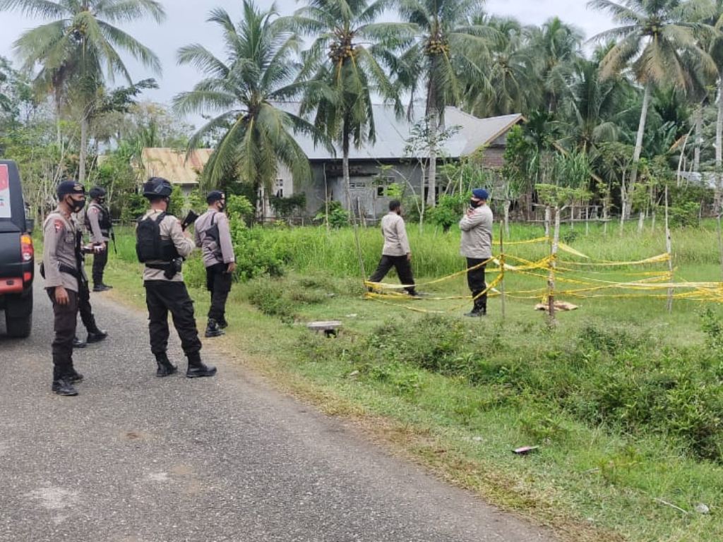 Bom sisa Konflik di Aceh