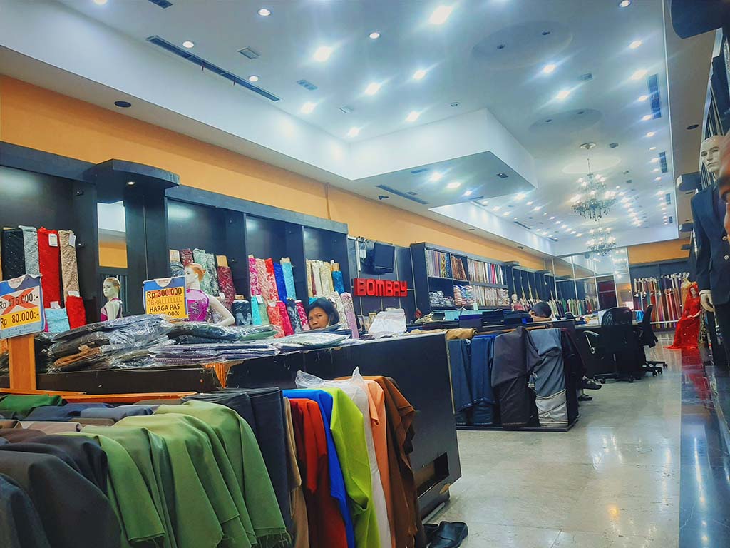 Memanjakan Mata Di Pusat Tekstil Pasar Baru Jakarta