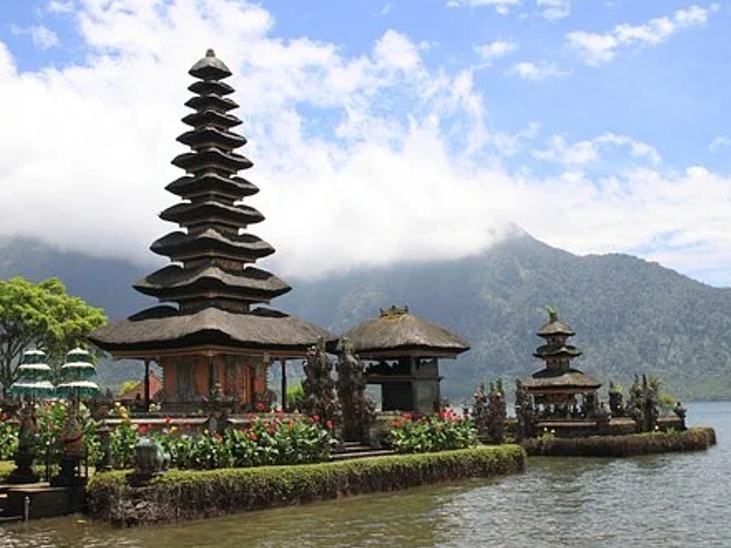 Pariwisata