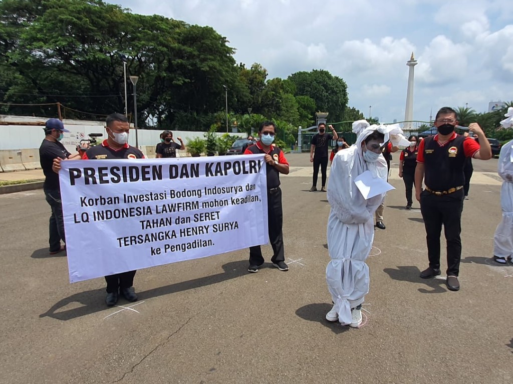 Pocong Demo