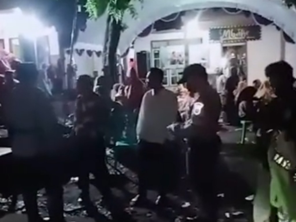 dangdutan di jepara dibubarkan