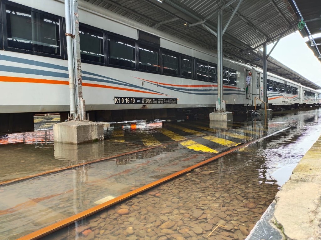 Tawang Semarang Banjir