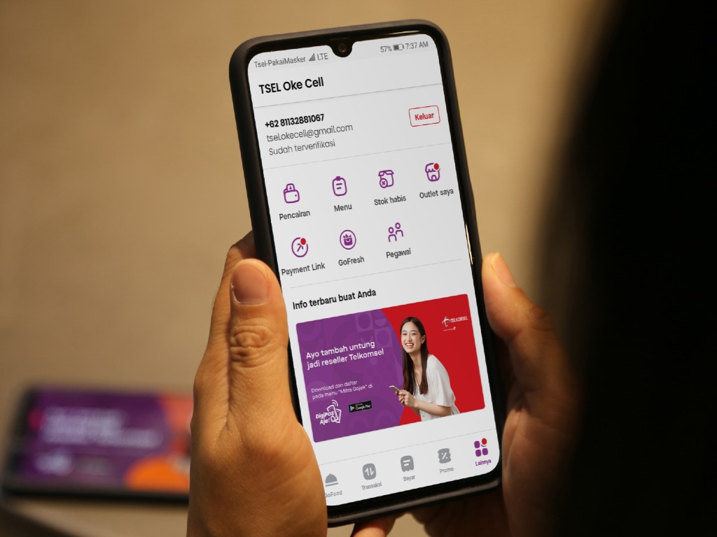 Telkomsel dan Gojek