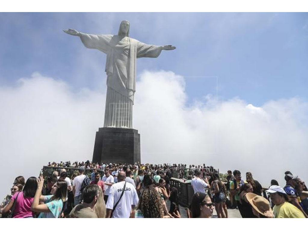 ilus2 corona 11 juta brasil