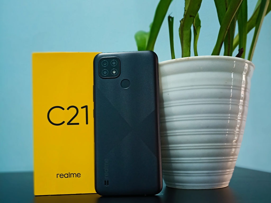 Realme C21